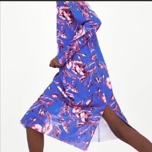 Zara New Trafaluc High Neck Floral Dress